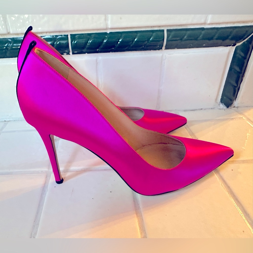 Vibrant Pink Stiletto Heels SJP Shoes pimp Fawn satin size 11 or 41